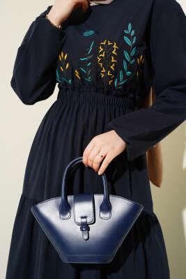 Nakışlı Bel Lastikli Kat Kat Elbise Lacivert - Tesettür Elbise