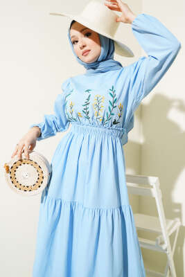 Nakışlı Bel Lastikli Kat Kat Elbise Mavi - Tesettür Elbise