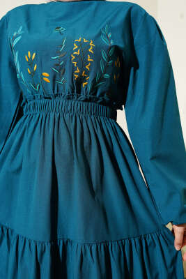 Nakışlı Bel Lastikli Kat Kat Elbise Petrol - Tesettür Elbise