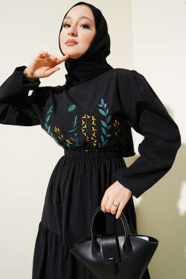 Nakışlı Bel Lastikli Kat Kat Elbise Siyah - Tesettür Elbise