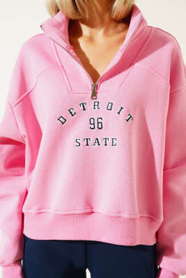 Nakışlı Fermuarlı Üç İplik Kısa Sweatshirt Pembe - Kadın Giyim Modelleri