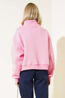 Nakışlı Fermuarlı Üç İplik Kısa Sweatshirt Pembe - Kadın Giyim Modelleri