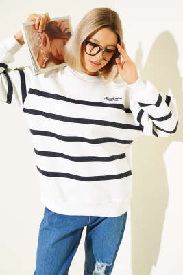 Nakışlı Şeritli Üç İplik Sweatshirt Ekru - Kadın Giyim Modelleri