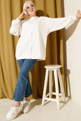 Nakışlı Ve Taşlı Sweatshirt Ekru - Tunik