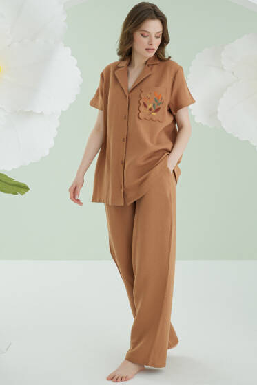NBB Cep Nakışlı Kısa Kol Müslin Pijama Takım Kahverengi - Pijama