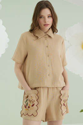 NBB Cep Nakışlı Şortlu Müslin Pijama Takımı Bej - Kadın Pijama Takımı