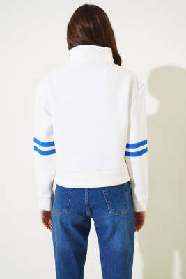 New York Baskılı Üç İplik Kısa Sweatshirt Ekru - Kadın Giyim Modelleri