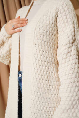 Nohut Desen Uzun Triko Hırka Bej - Hırka