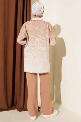 Nokta Desen Gömlek Yaka Triko Takım Latte - İkili Takım