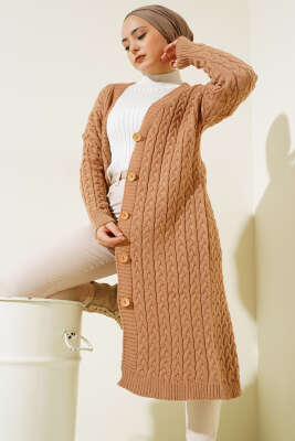 Düğmeli Uzun Triko Hırka Büsküvi - Triko Hırka