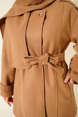 Omuz Apoletli Atkılı Kaşe Kaban Latte - Kaban