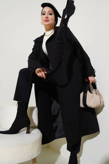 Omuz Apoletli Yırtmaç Detaylı Trençkot Siyah - Trençkot