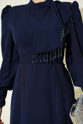 Omuz Boncuklu Kuşaklı Abiye Elbise Lacivert - Elbise