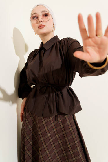 Omuz Büzgülü Kuşaklı Kısa Gömlek Acı Kahve - Gömlek