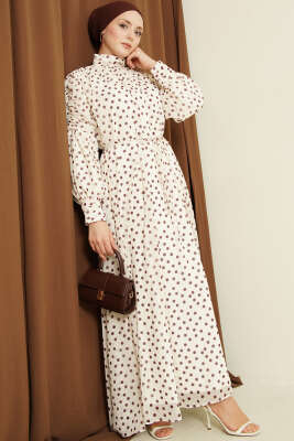 Omuz Büzgülü Puantiyeli Şifon Elbise Bej Kahve - Elbise