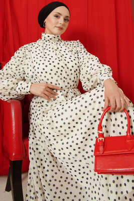 Omuz Büzgülü Puantiyeli Şifon Elbise Bej Siyah - Elbise