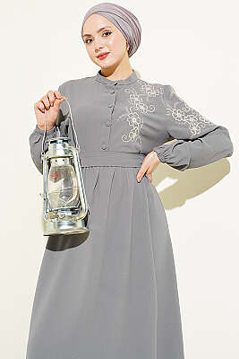 Omuz Çiçek Nakışlı Düğmeli Elbise Gri - Elbise