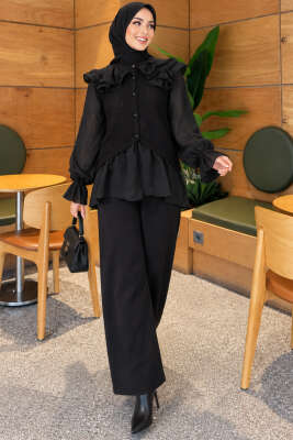 Omuz Fırfır Detaylı Triko İkili Takım Siyah - HATUN