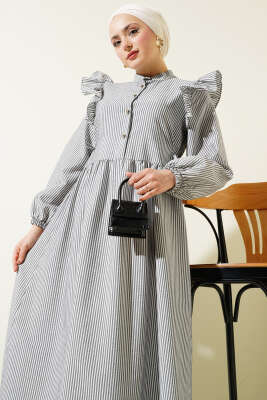 Omuz Fırfırlı Düğmeli Çizgili Gofre Elbise Siyah - Tesettür Elbise