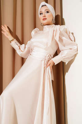 Omuz Fiyonklu Parlak Abiye Elbise Bej - Tesettür Elbise