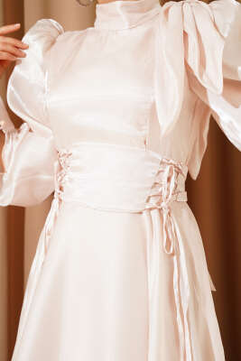 Omuz Fiyonklu Parlak Abiye Elbise Bej - Tesettür Elbise