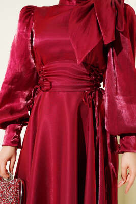 Omuz Fiyonklu Parlak Abiye Elbise Bordo - Tesettür Elbise