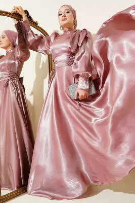 Omuz Fiyonklu Parlak Abiye Elbise Pudra 