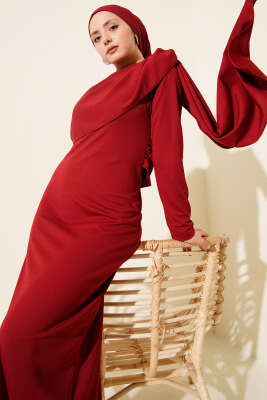 Omuz Pelerin Detaylı Abiye Elbise Bordo - Elbise