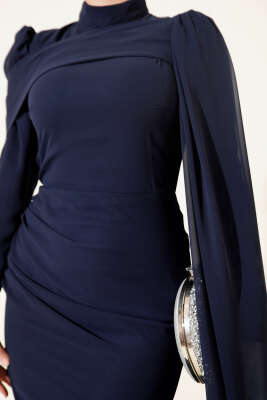 Omuz Pelerinli Balık Model Abiye Elbise Lacivert - Elbise