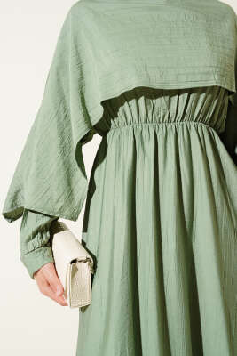 Omuz Pelerinli Bel Lastikli Elbise Çağla Yeşili - Tesettür Elbise