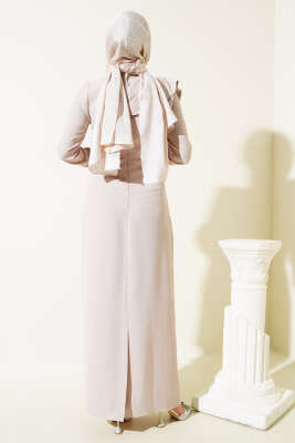 Omuz Pelerinli Elbise Bej - Tesettür Elbise