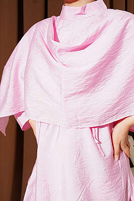Omuz Pelerinli İp Kuşaklı Tunik Pembe - Tunik