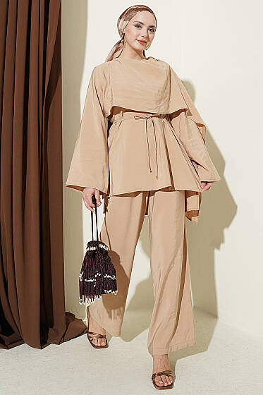 Omuz Pelerinli Modal İkili Takım Kum Bej - İkili Takım