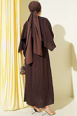 Omuz Pelerinli Pul Detaylı Elbise Acı Kahve - Elbise