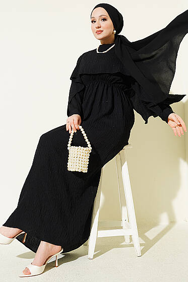 Omuz Pelerinli Pul Detaylı Elbise Siyah - Elbise