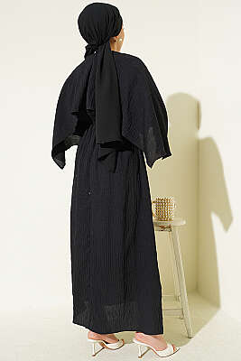 Omuz Pelerinli Pul Detaylı Elbise Siyah - Elbise