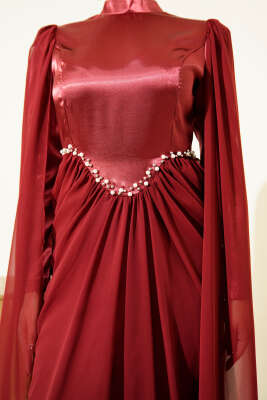 Omuz Pelerinli Taş Detaylı Abiye Elbise Bordo - Elbise