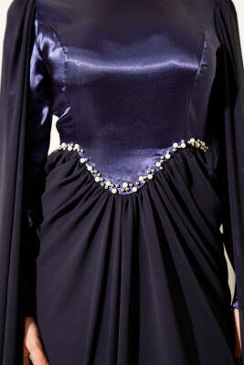 Omuz Pelerinli Taş Detaylı Abiye Elbise Lacivert - Elbise