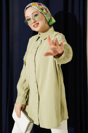 Omuz Pelerinli Taşlı Tensel Gömlek Çağla Yeşili - Gömlek