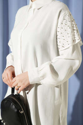 Omuz Pelerinli Taşlı Tensel Gömlek Ekru - Gömlek