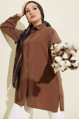 Omuz Pelerinli Taşlı Tensel Gömlek Kahve - NEVA MODA