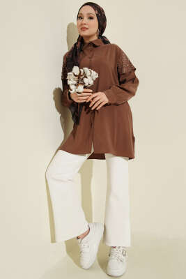 Omuz Pelerinli Taşlı Tensel Gömlek Kahve - Gömlek