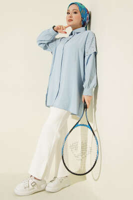 Omuz Pelerinli Taşlı Tensel Gömlek Mavi - Gömlek