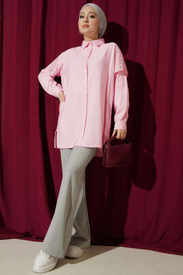Omuz Pelerinli Taşlı Tensel Gömlek Pembe - Gömlek