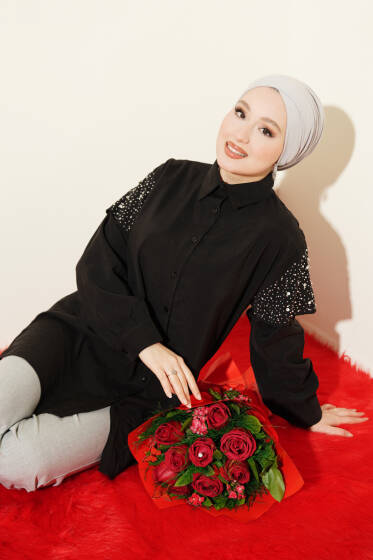 Omuz Pelerinli Taşlı Tensel Gömlek Siyah - Gömlek