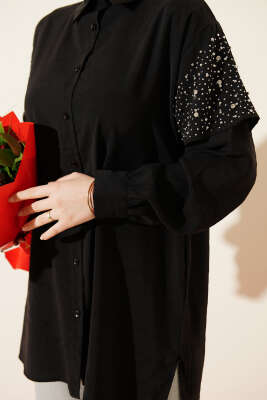 Omuz Pelerinli Taşlı Tensel Gömlek Siyah - Gömlek