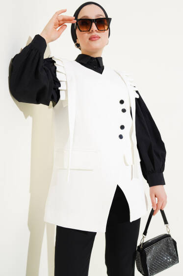 Omuz Pileli Cep Kapaklı Yelek Ekru - Yelek