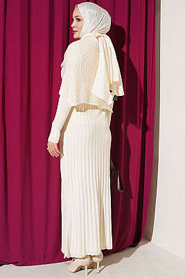 Omuz Şal Detaylı Triko Elbise Bej - Elbise