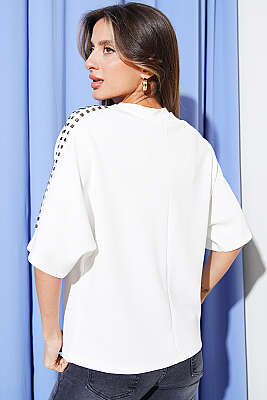 Omuz Taşlı Loyşa T-shirt Ekru - Kadın Giyim Modelleri