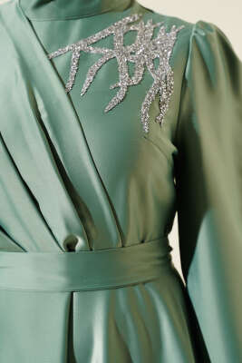 Omuz Taşlı Saten Abiye Elbise Mint - Tesettür Elbise